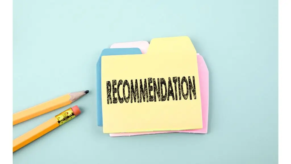 image that says recommendation on a file folder