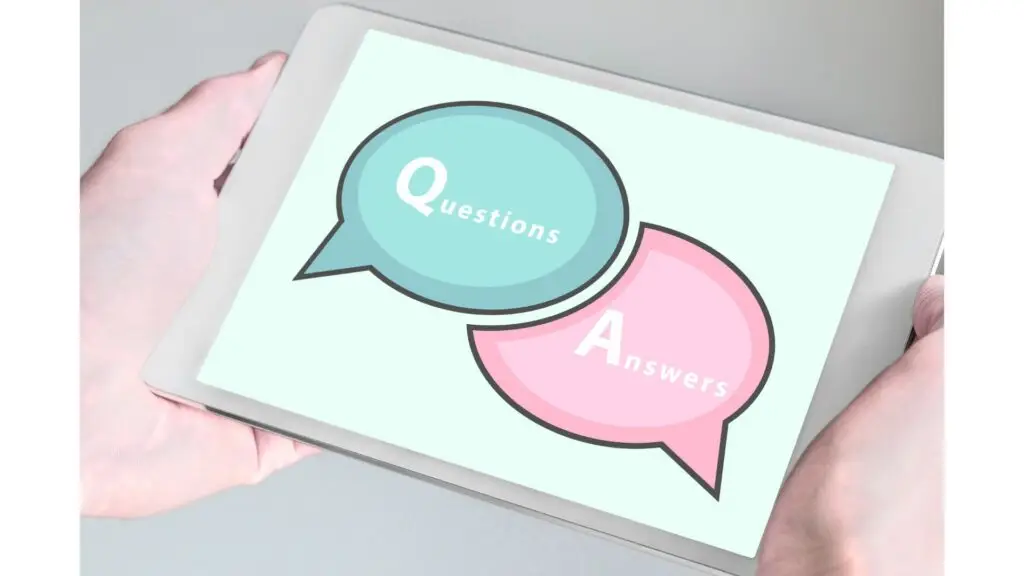 image of speaking bubbles. one says questions and one says answers